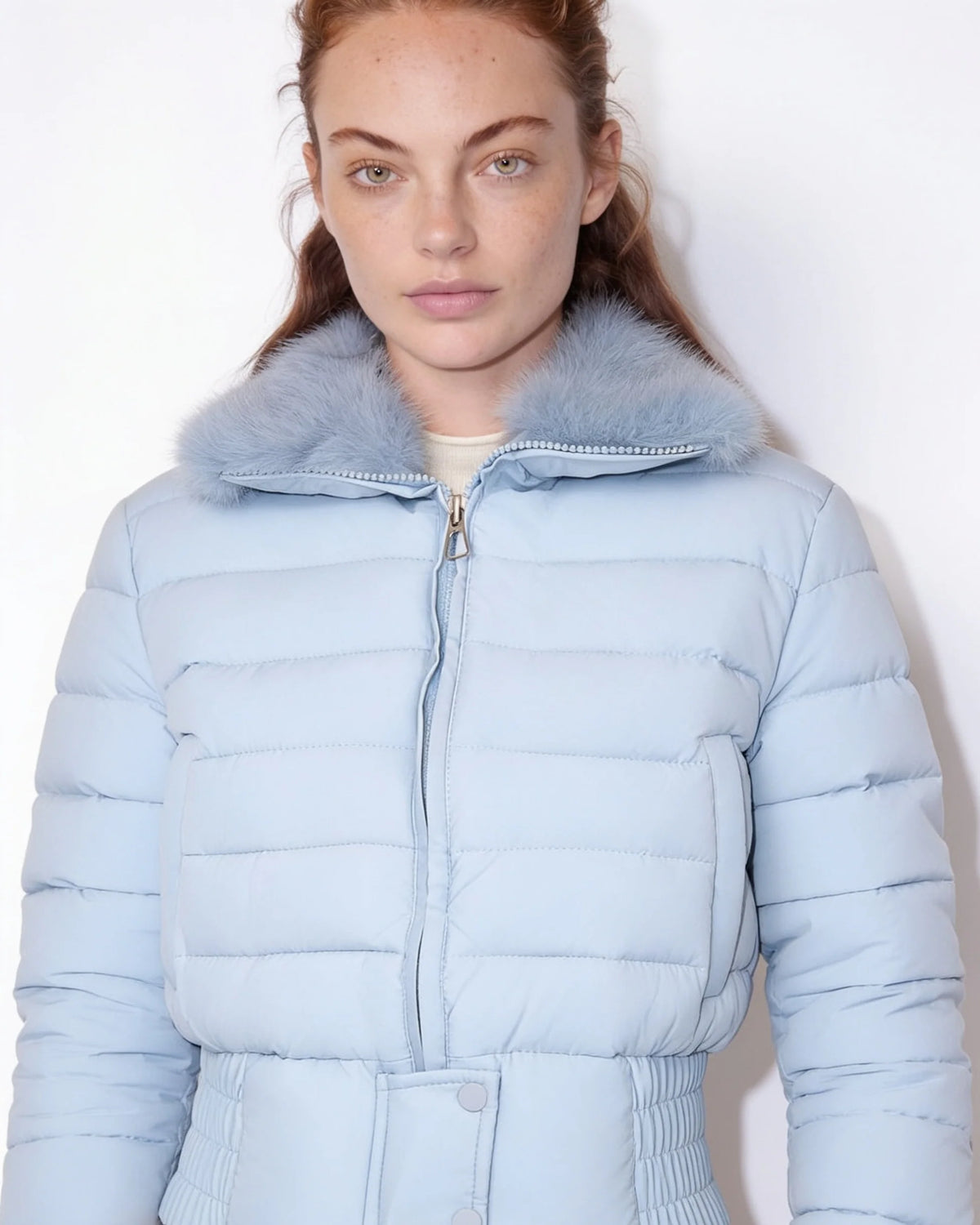 Alina Kurze Pufferjacke mit Kunstfellkragen
