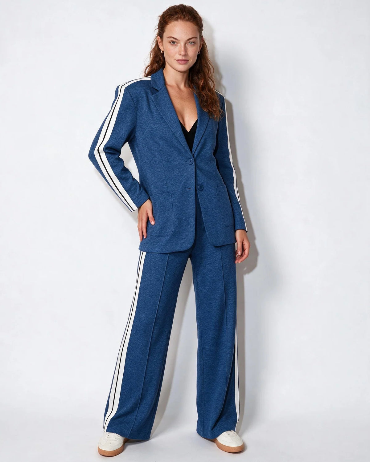 Mara Blazer-Set mit Kontraststreifen