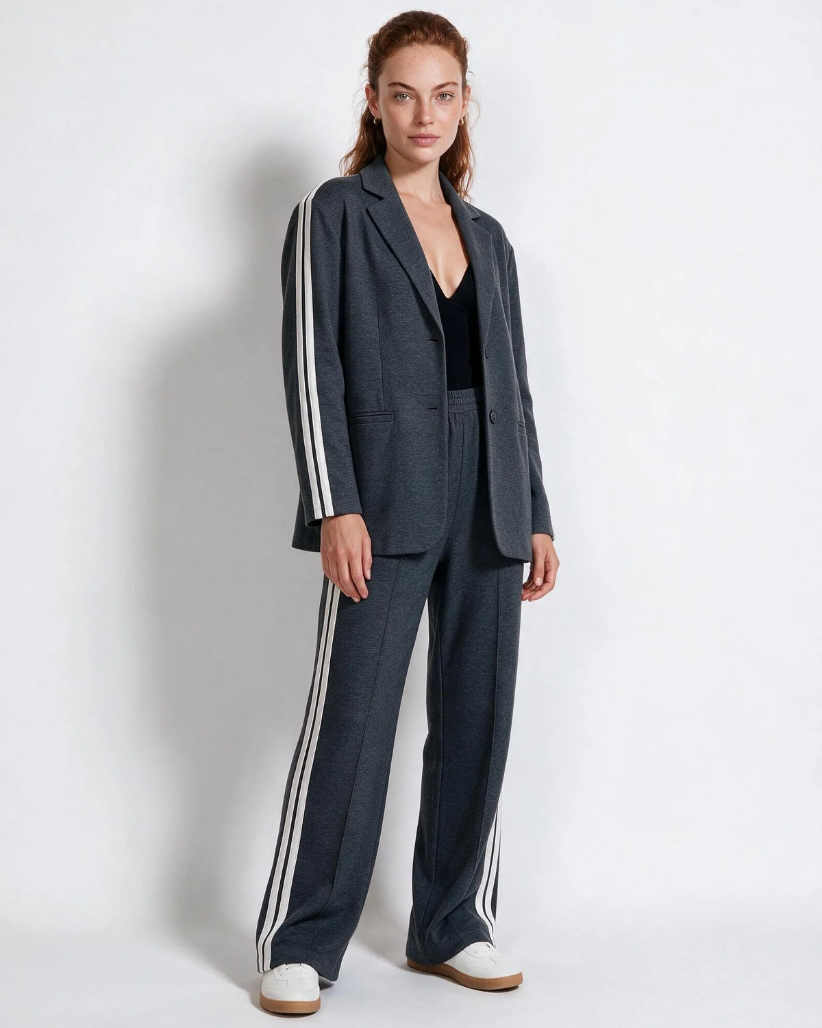Mara Blazer-Set mit Kontraststreifen