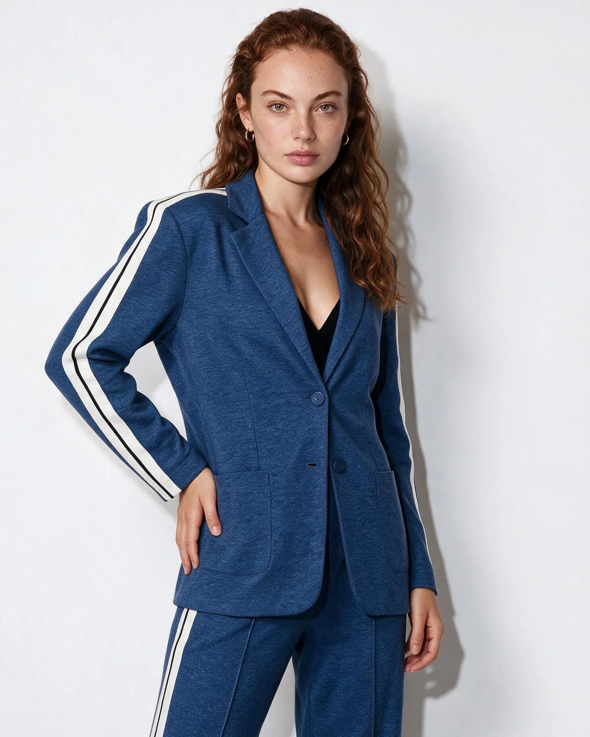 Mara Blazer-Set mit Kontraststreifen