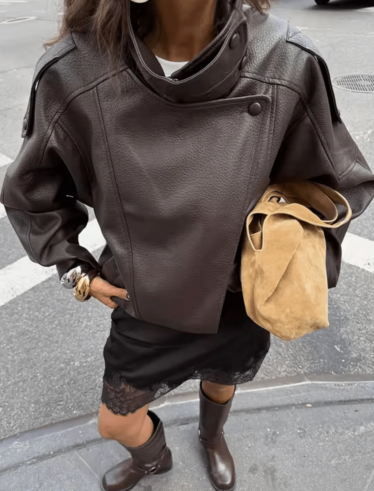 Carla Asymmetrische Lederlook-Jacke